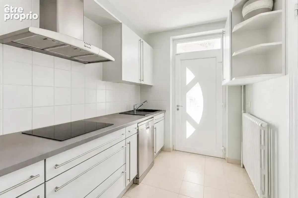 Spacieuse maison de 8 pièces à Noisy-le-Sec - photo 14