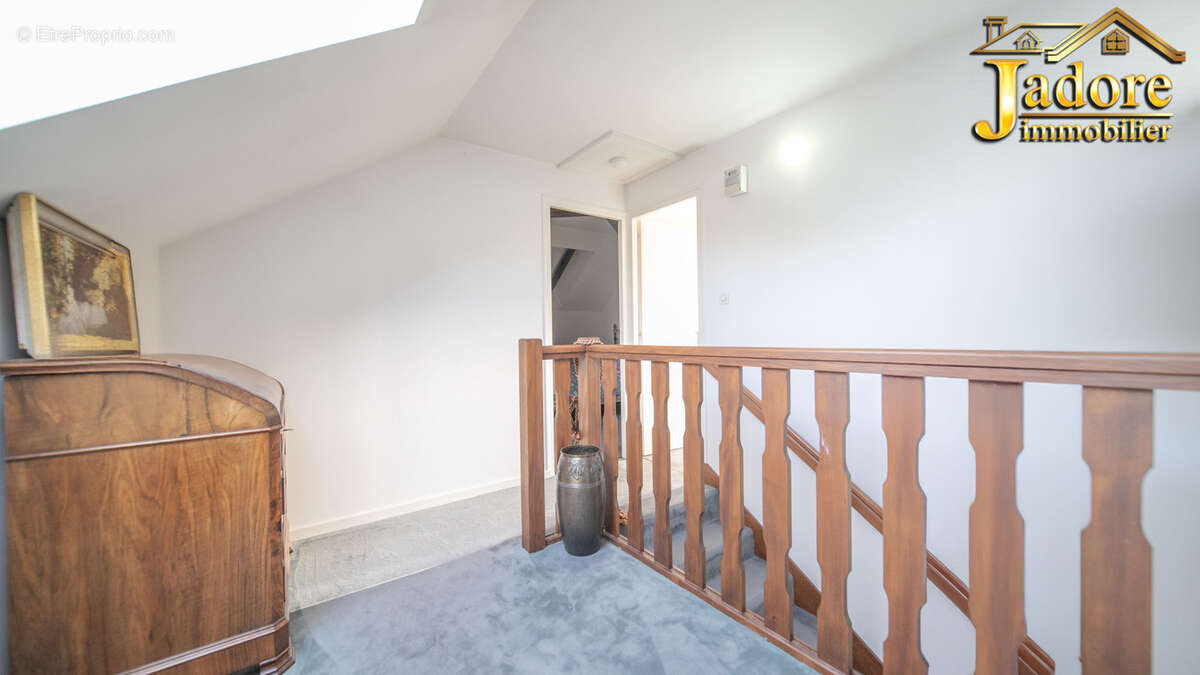 Grande maison - photo 17