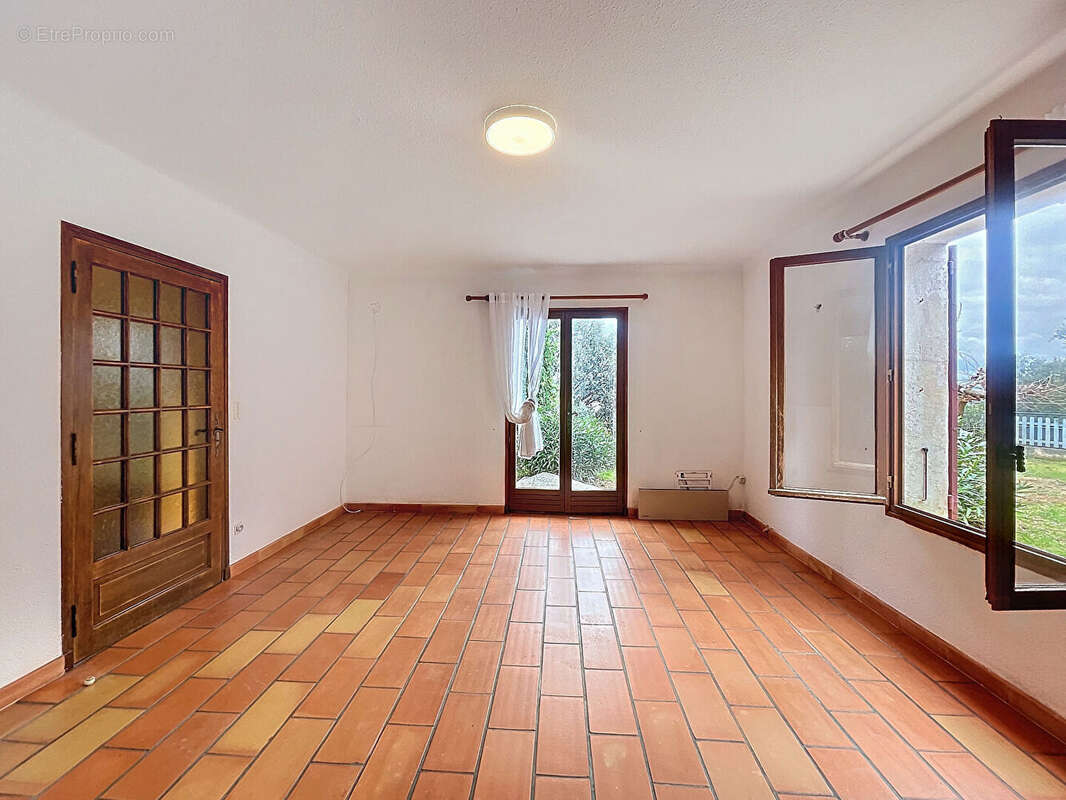 Maison à VILLENEUVE