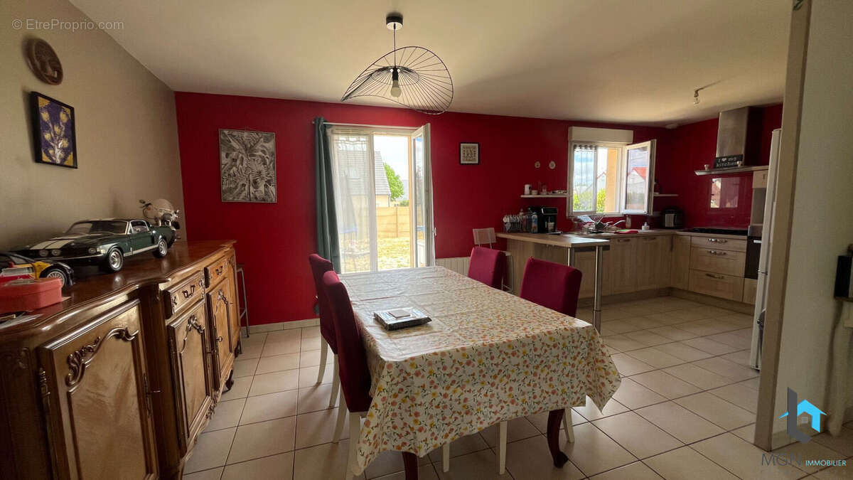 Maison à Voves - photo 5