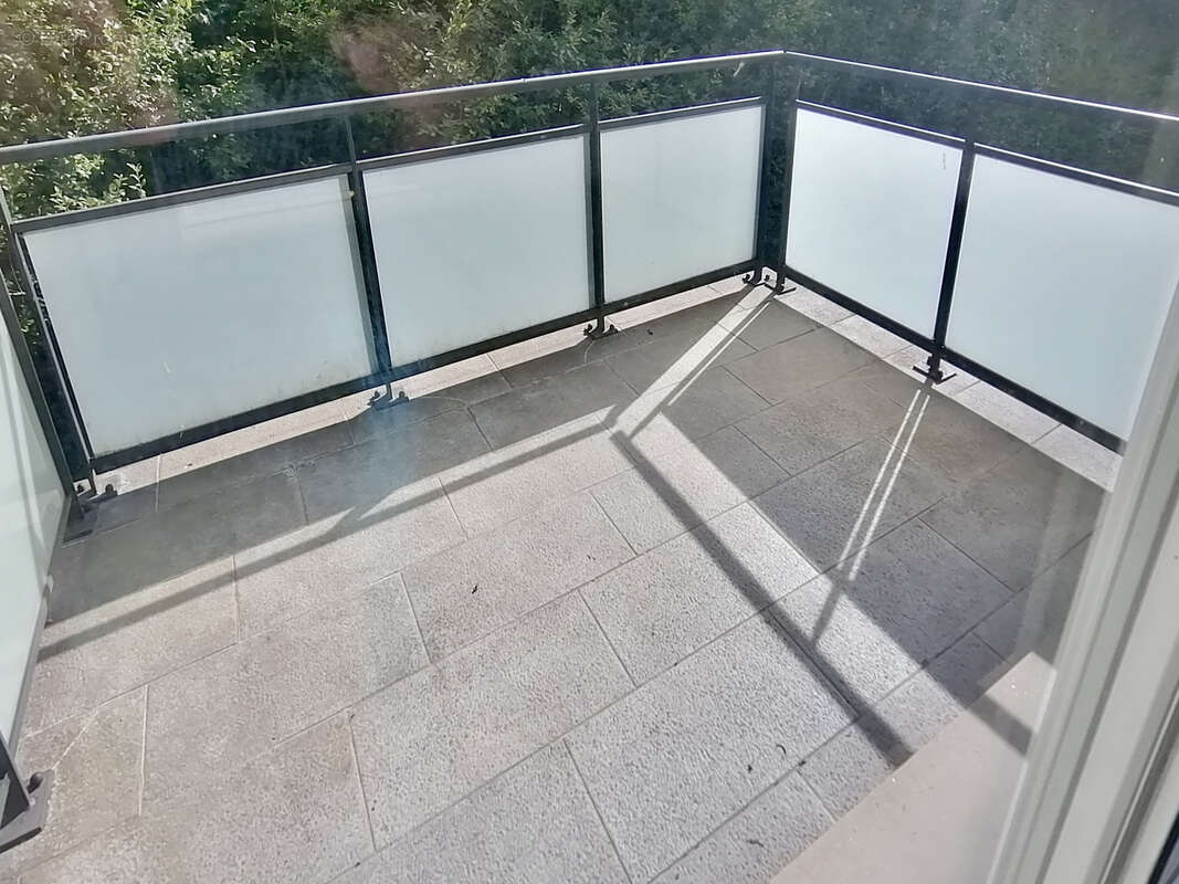 Appartement à AUDUN-LE-TICHE