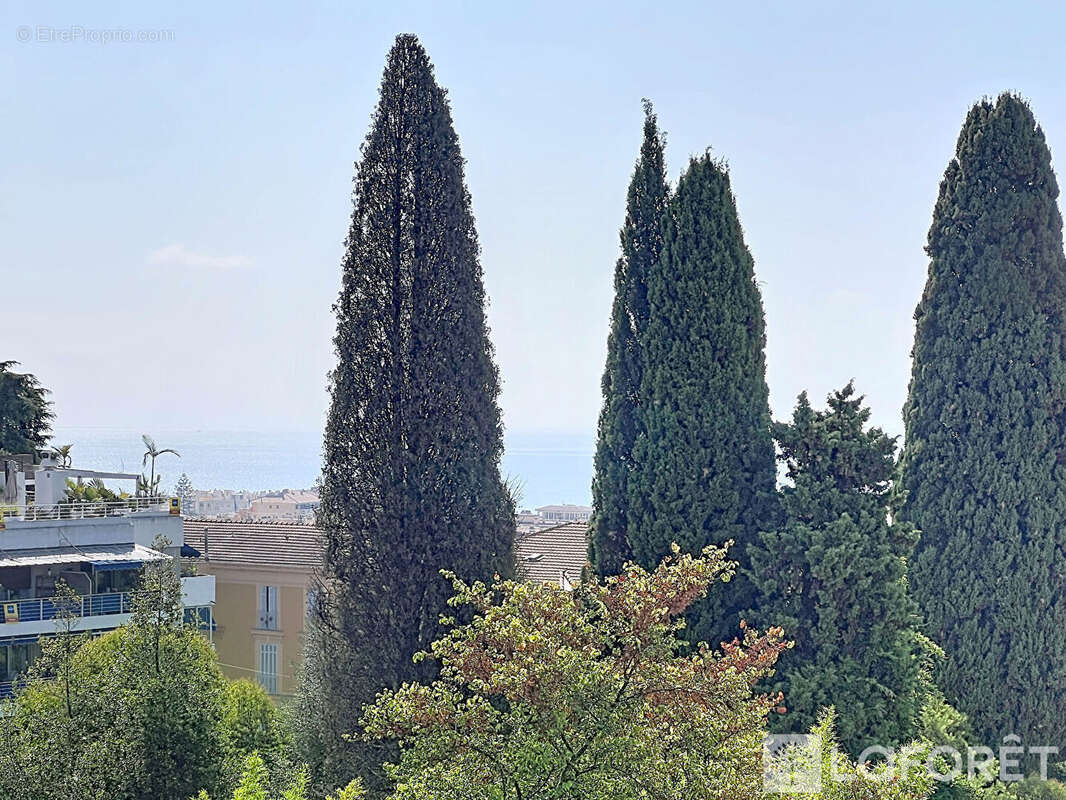 Dernier étage Menton 3 pièce(s) 73m2 - VUE MER - photo 10