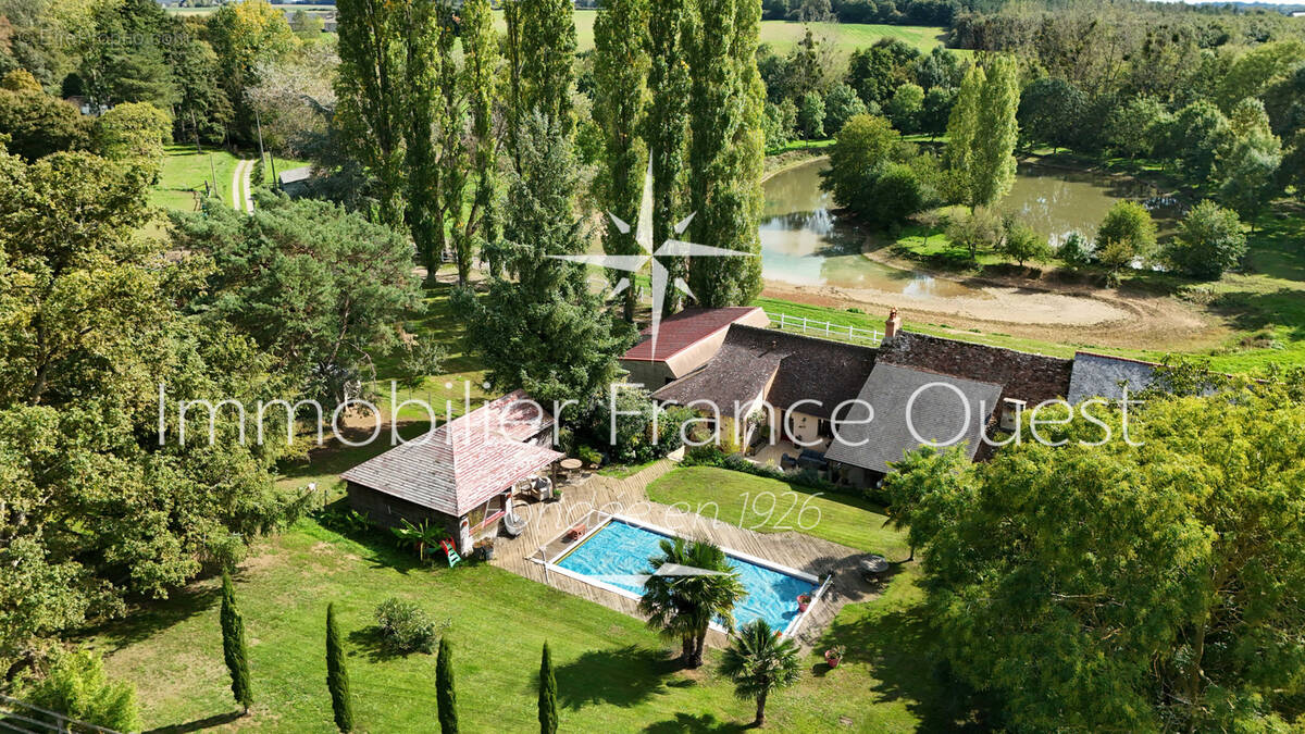 Maison à SABLE-SUR-SARTHE