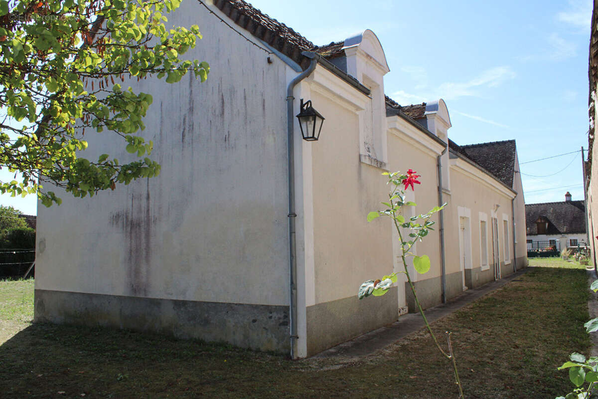 Maison Selles Sur Cher 6 pièce(s) 105 m2 - photo 2