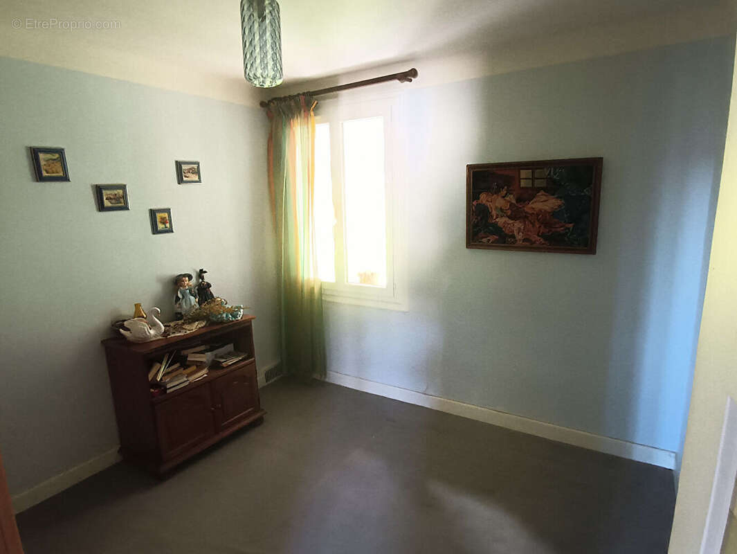 Maison à BAGNAC-SUR-CELE