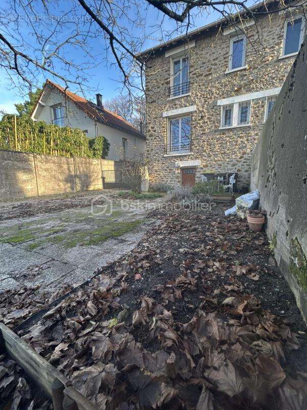 Maison à SAINT-MICHEL-SUR-ORGE