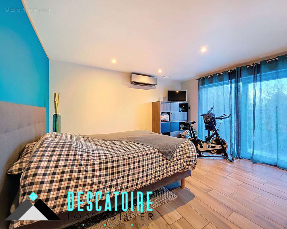 Maison à LA CHAPELLE-D&#039;ARMENTIERES