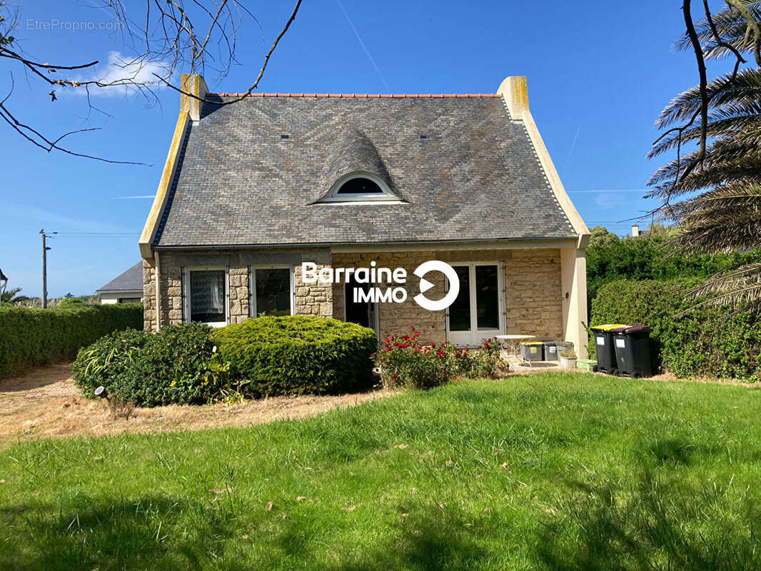 Maison à SANTEC