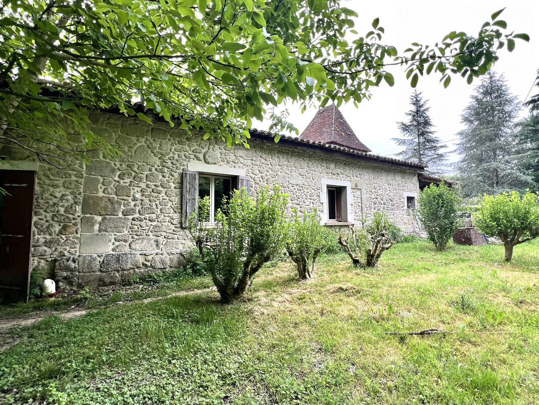 Maison à LAUZUN