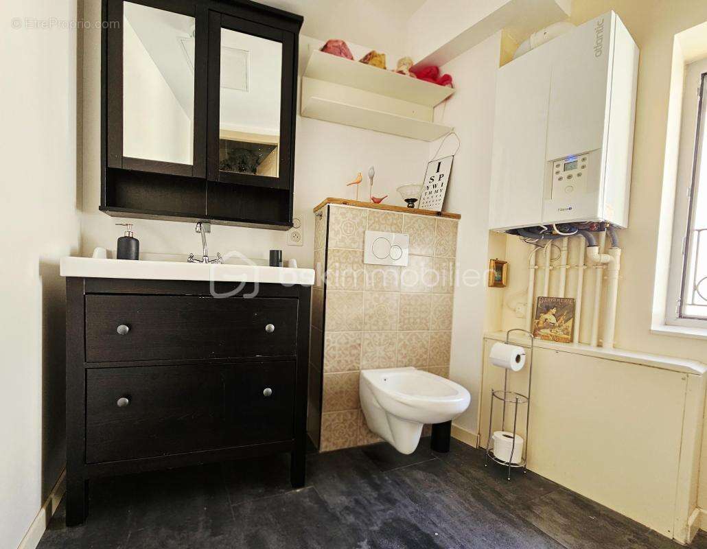 Appartement T3 rénové en centre-ville de Clermont-Ferrand - photo 7