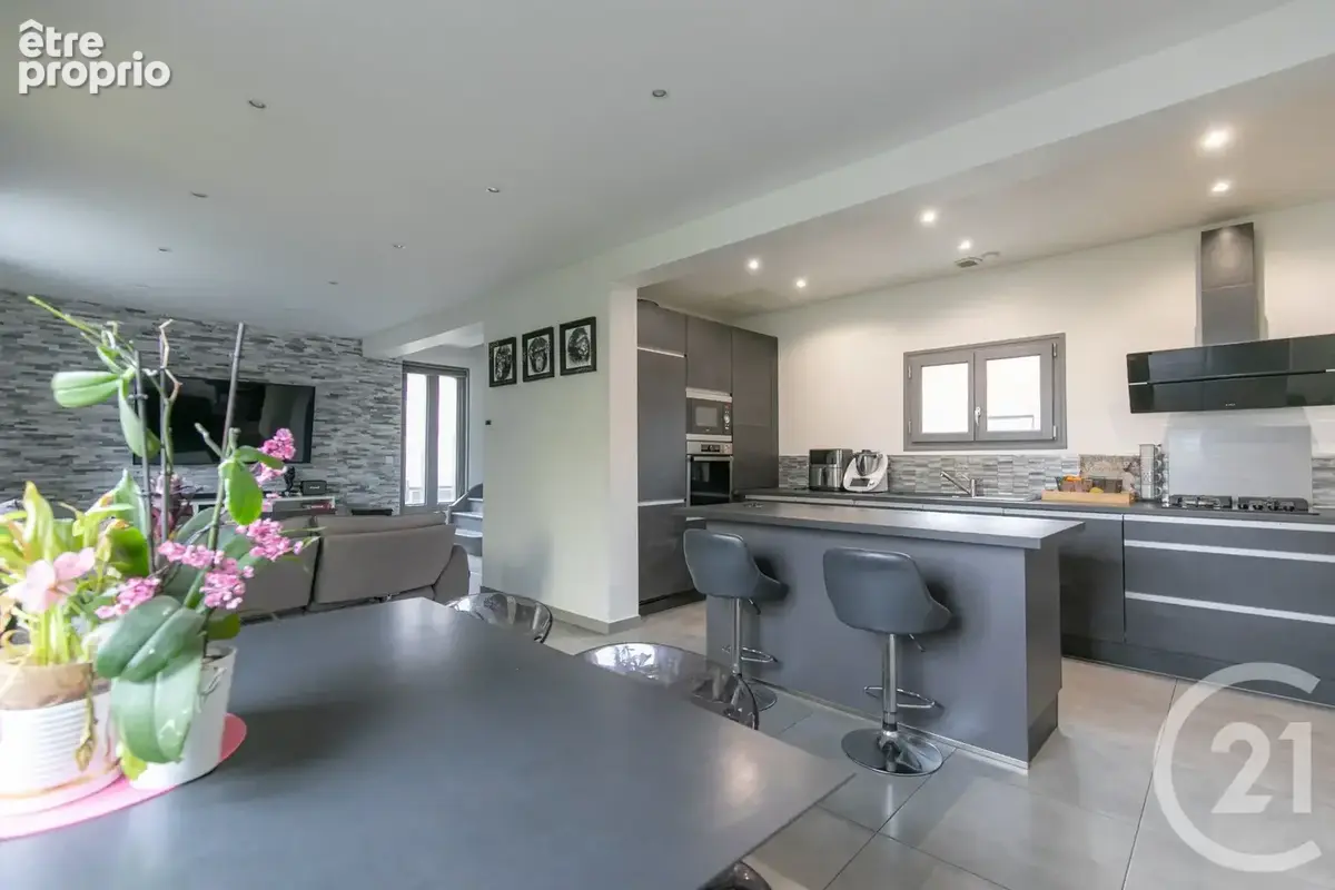 Maison 4 pièces 80 m² à vendre à Champigny-Sur-Marne (94500) - photo 5