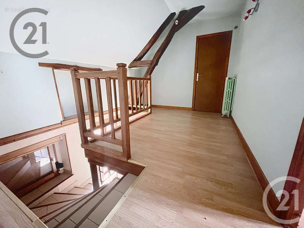 Maison 124 m² à Bassou  - photo 10