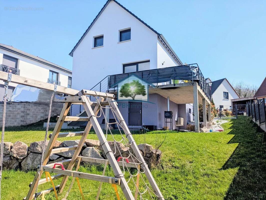 Maison à OBERMODERN-ZUTZENDORF