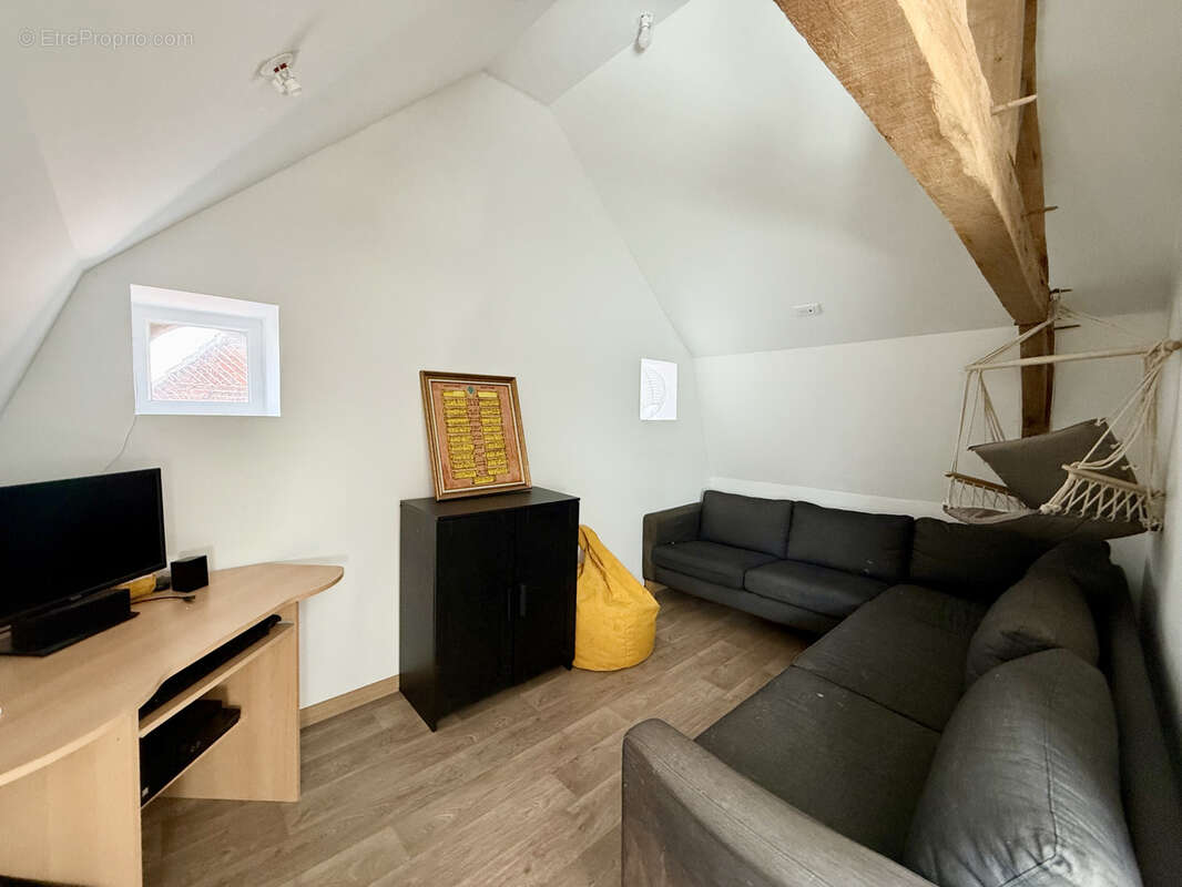 Maison à CAMPHIN-EN-CAREMBAULT