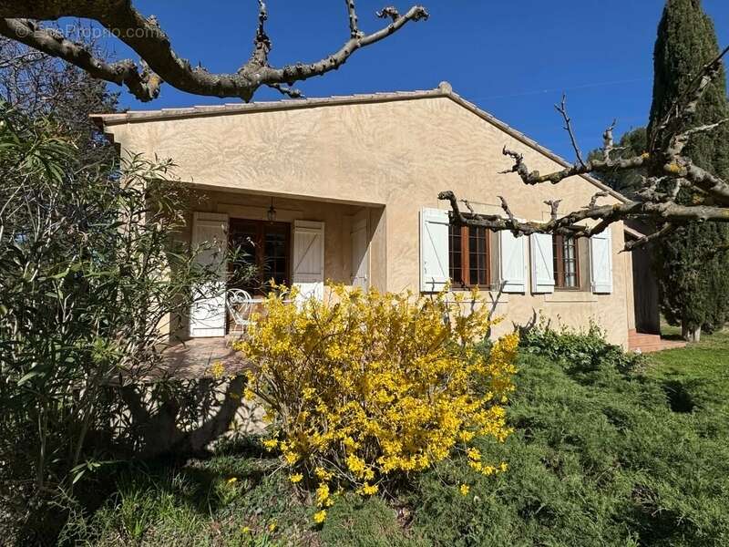 Maison à EYGALIERES