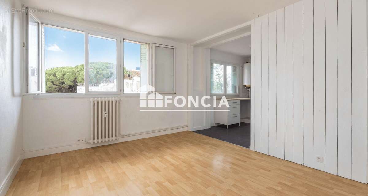 Toulouse St Cyprien: Agréable 3 pièces avec garage et cave. idéal en premier achat ou investissement - photo 2