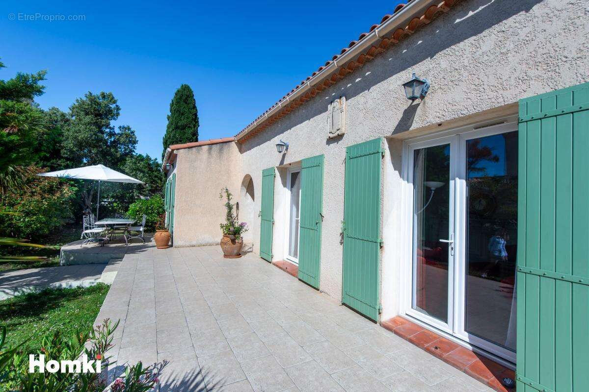 Maison à SAINT-CHAMAS