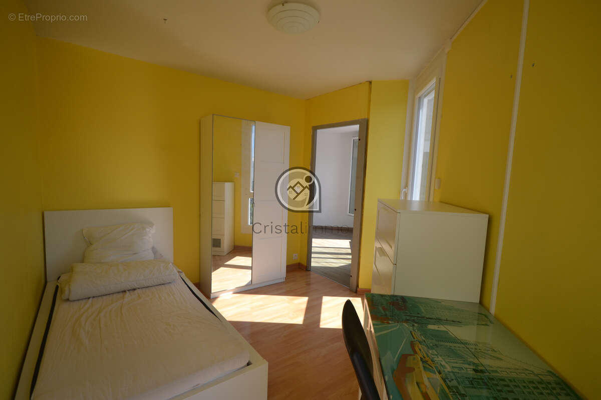 Appartement à SAINT-MARTIN-D'HERES