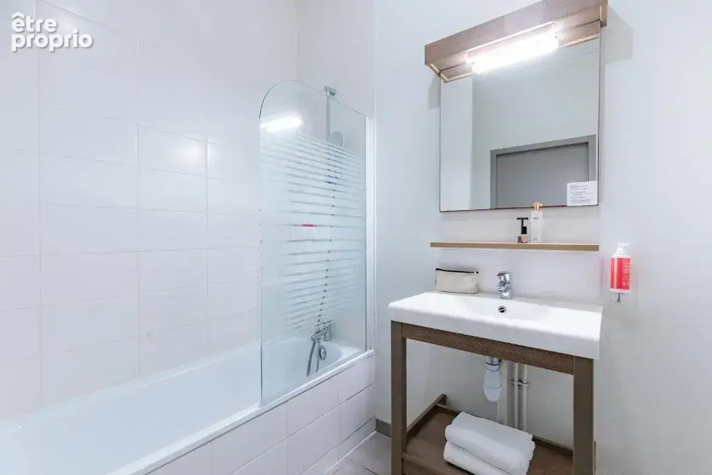 INVESTISSEMENT LOCATIF  Saint-Nazaire  Résidence de Tourisme Appart'City Confort Saint-Nazaire Océan - 5,86% de rentabilité - photo 8