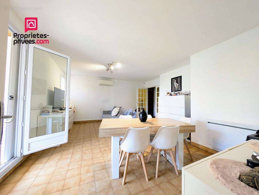 Appartement à MARSEILLE-9E