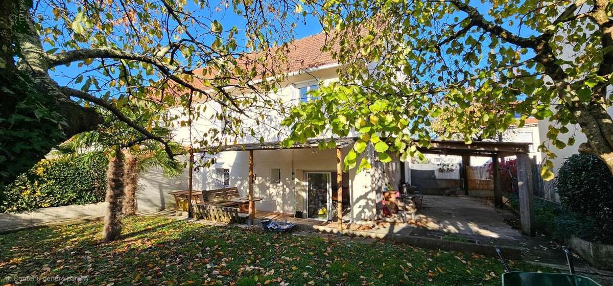 Photo 2 - Maison à ANGOULEME