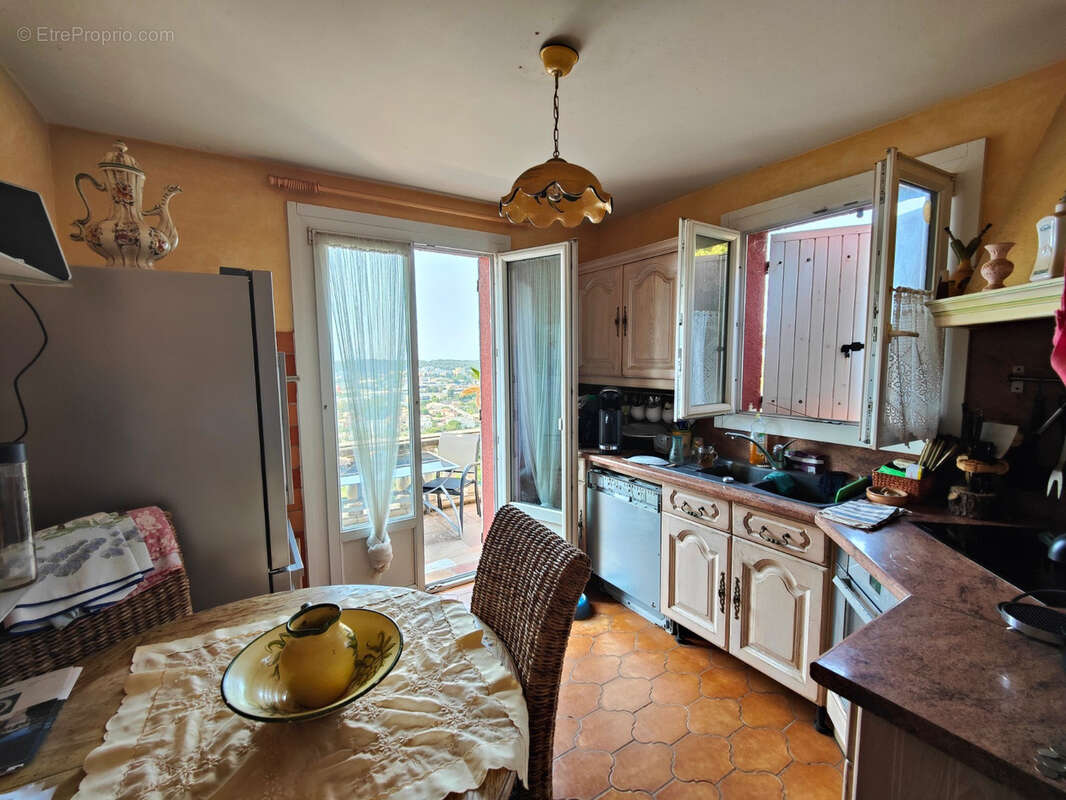 Maison à LA VALETTE-DU-VAR