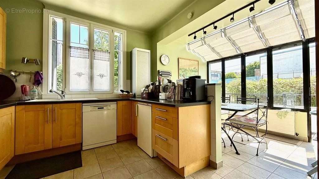 Maison à ASNIERES-SUR-SEINE