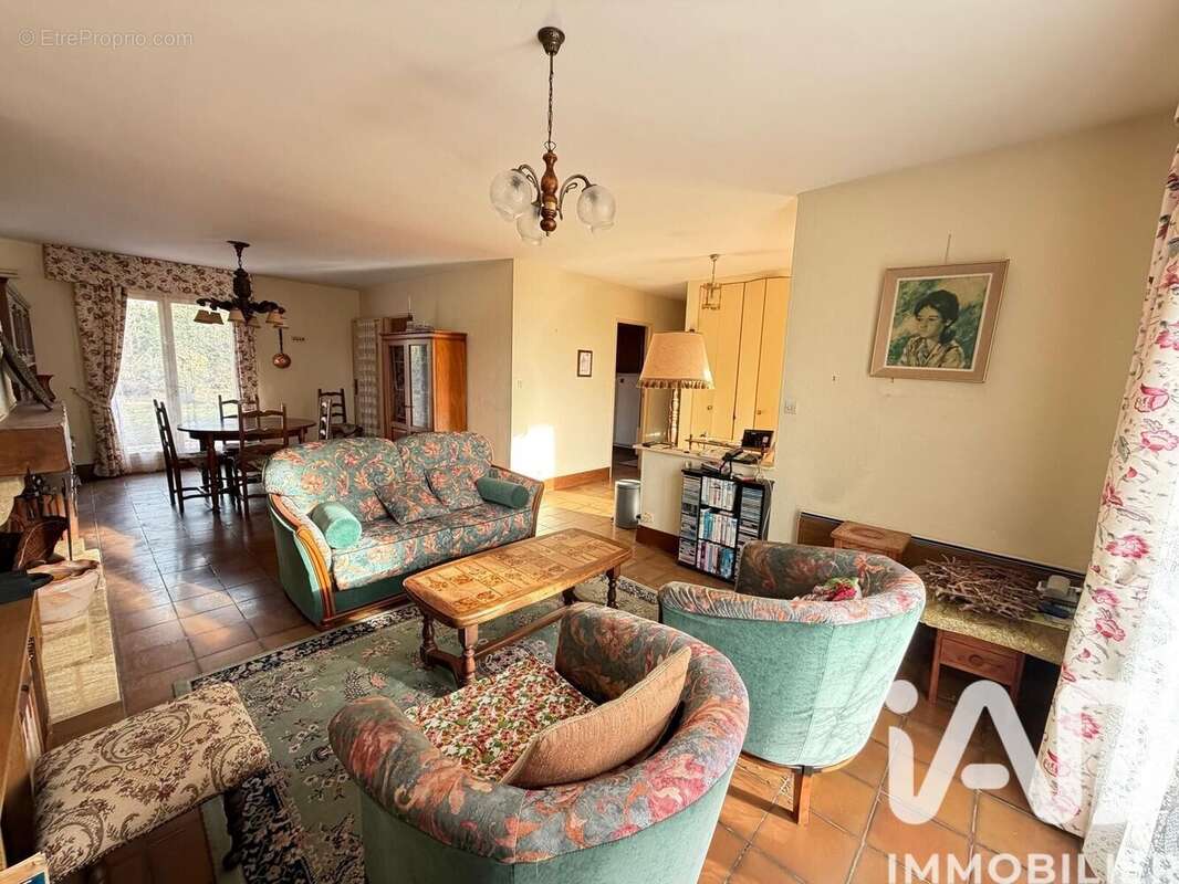Maison 100 m² à Breux-Sur-Avre  - photo 7