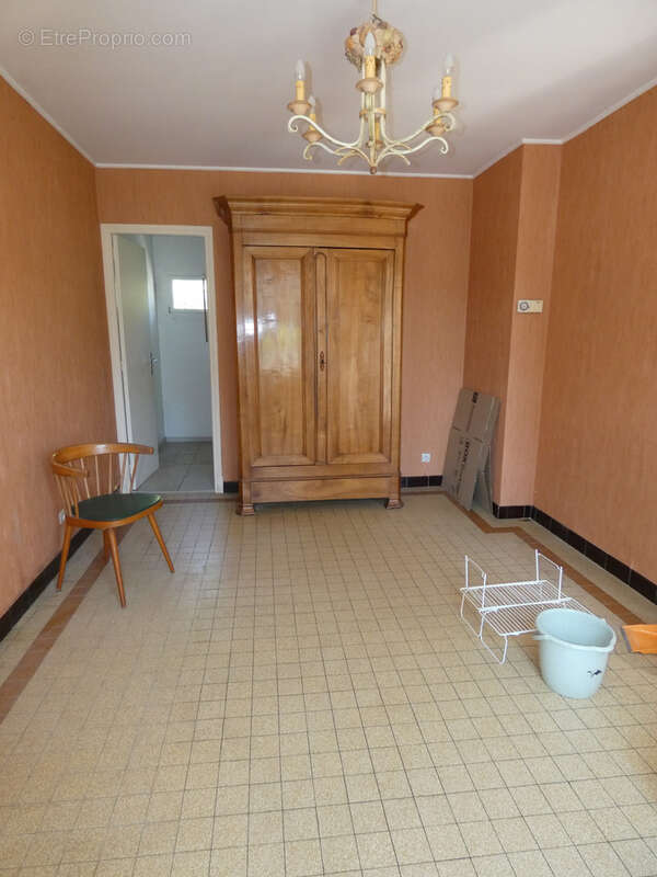 Carcassonne proche lycée maison de plain pied sur parcelle de 473 m2 - photo 4