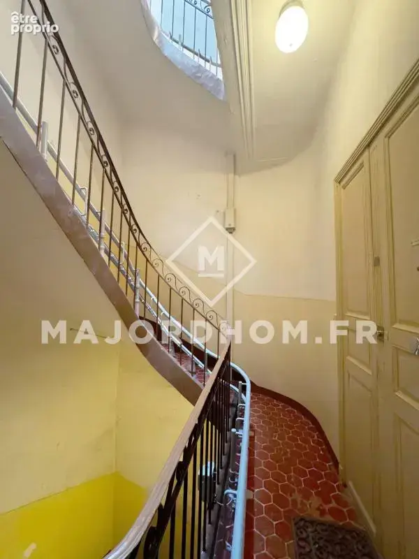 Exclusivité: bel appartement type 3 spacieux et lumineux, bel immeuble ancien 13001 - photo 12