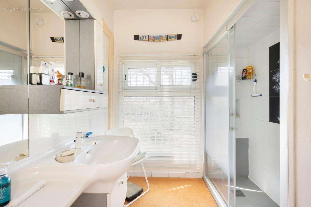 Maison à SAINT-PIERRE-DU-MONT