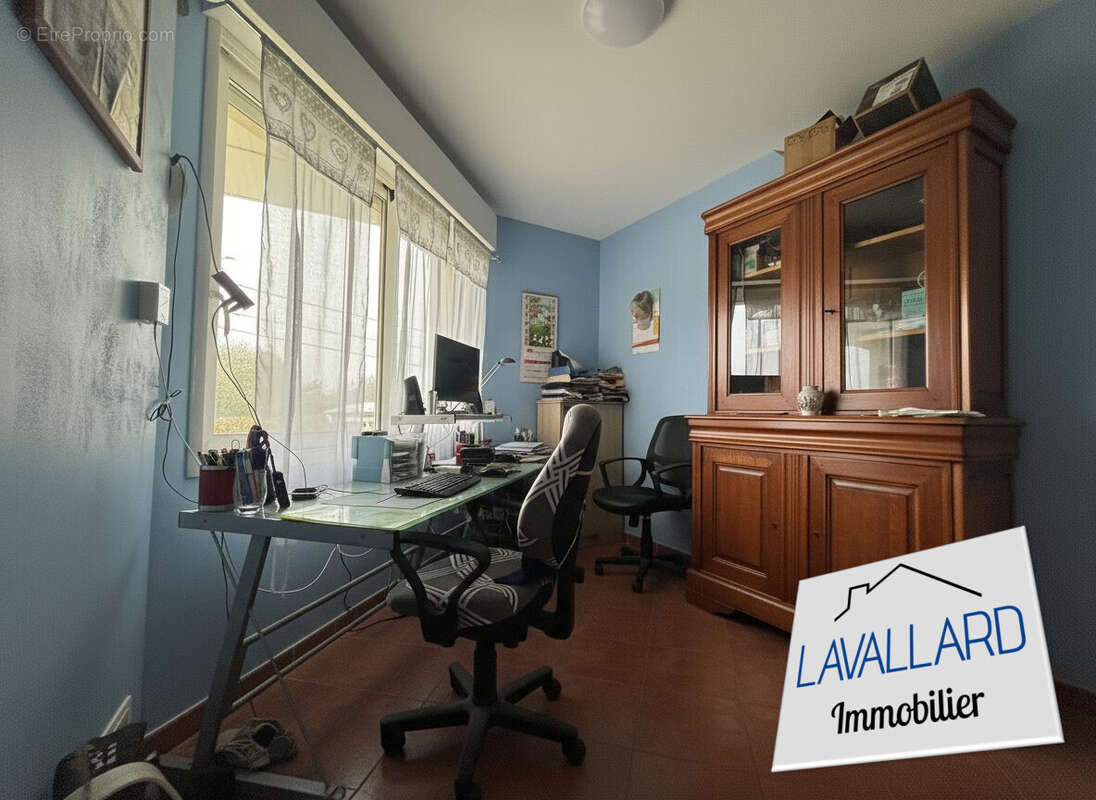 Maison à HORNOY-LE-BOURG