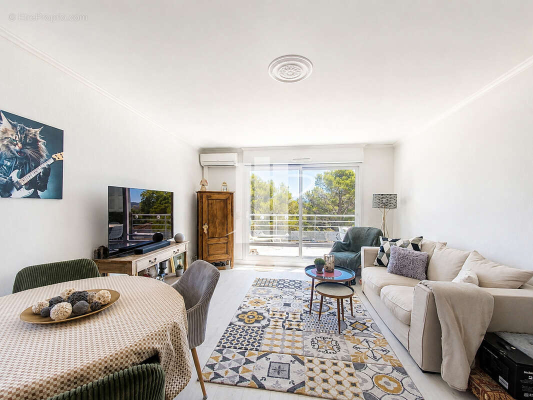 Appartement à FREJUS