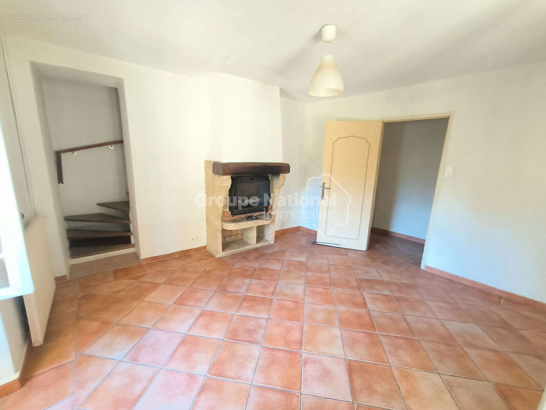 Maison à SERNHAC