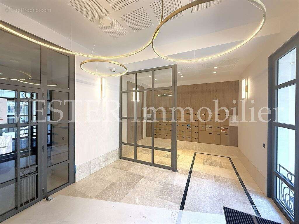 Appartement à SURESNES