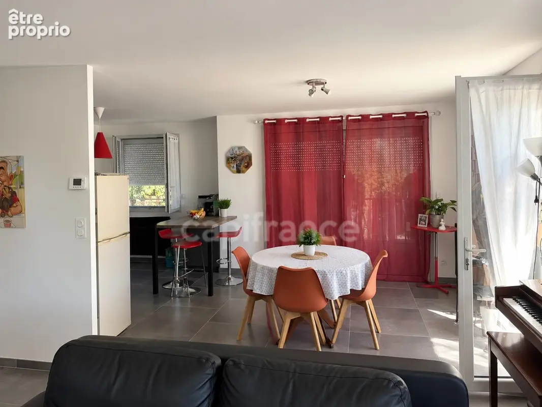 Maison rénovée en 2022 avec terrain, terrasse, sous-sol aménagé et grand garage à Fontaines - photo 8