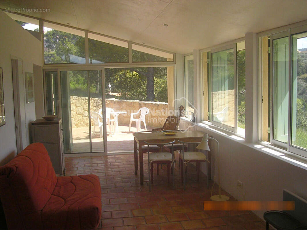 Maison à LE BARROUX