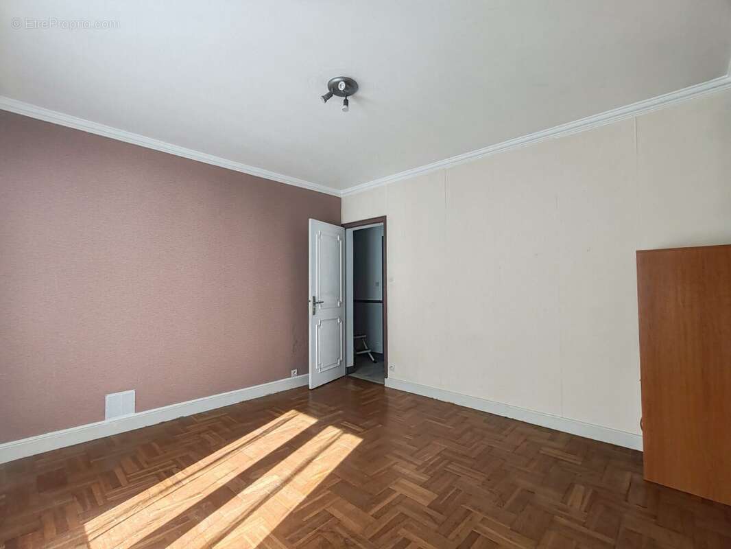 Maison à SAINT-MARTIN-DU-FOUILLOUX