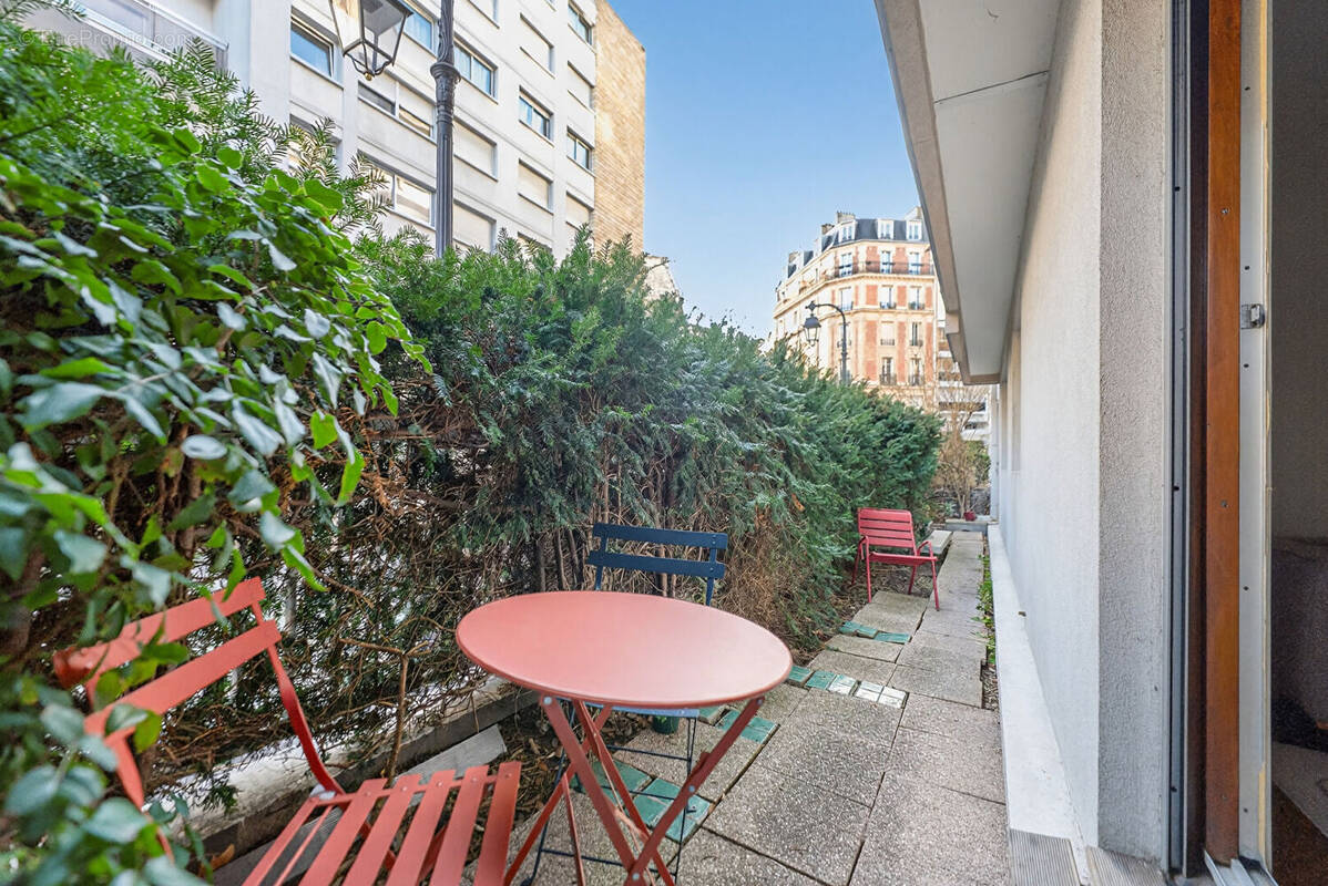Appartement à PARIS-12E