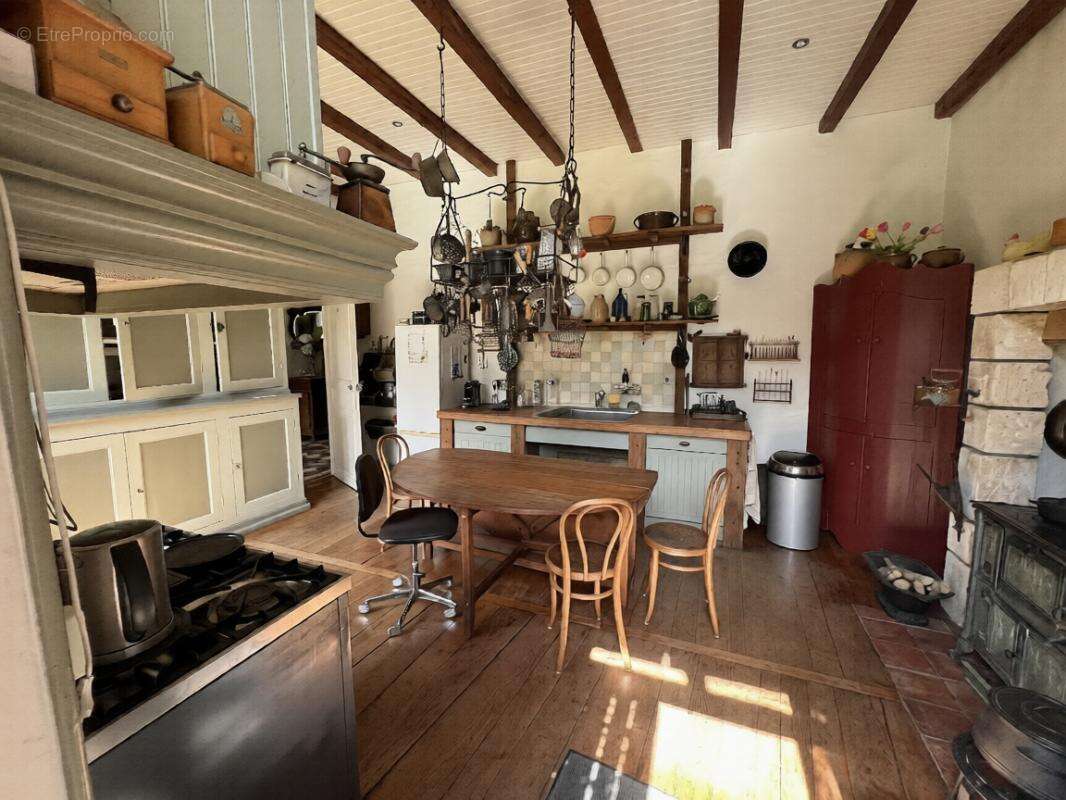 Maison à LA COQUILLE