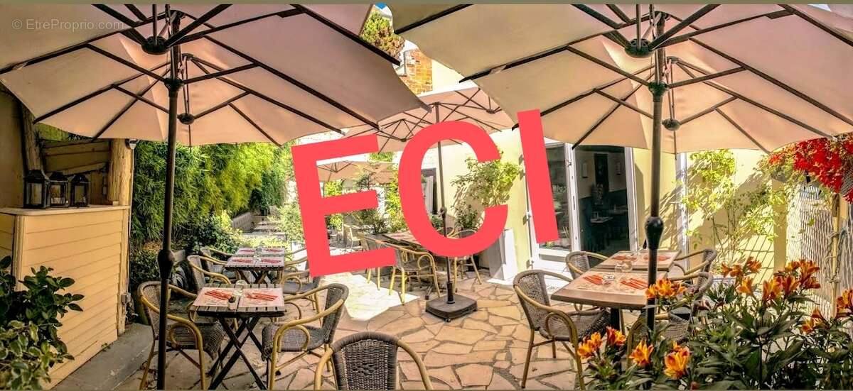 Commerce à MARLY-LE-ROI