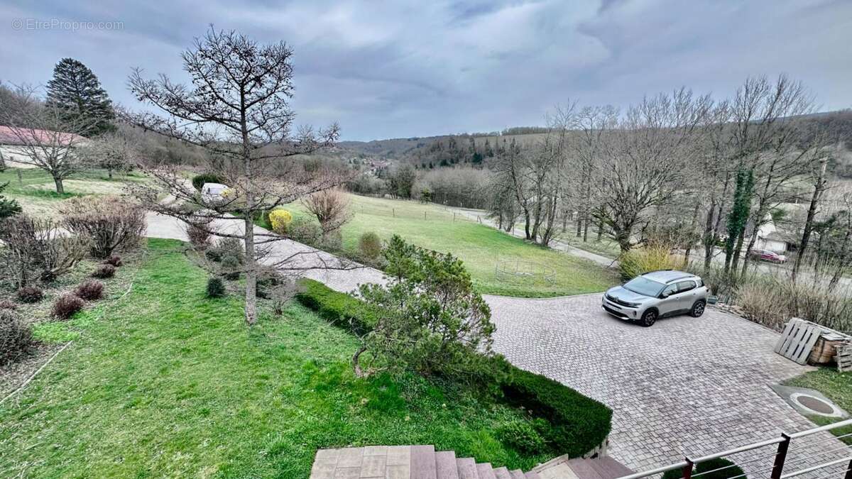 Maison à VILLARS-SOUS-ECOT