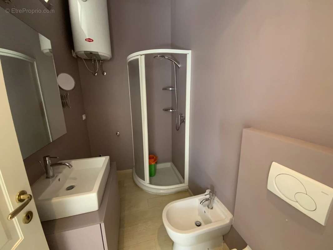 Appartement à MENTON