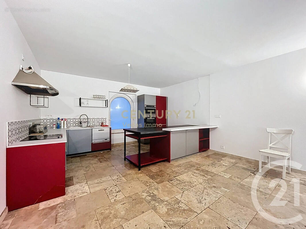 Maison à SAINT-JEAN-DE-VEDAS