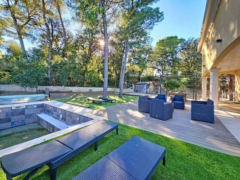 Appartement à MOUSSAN