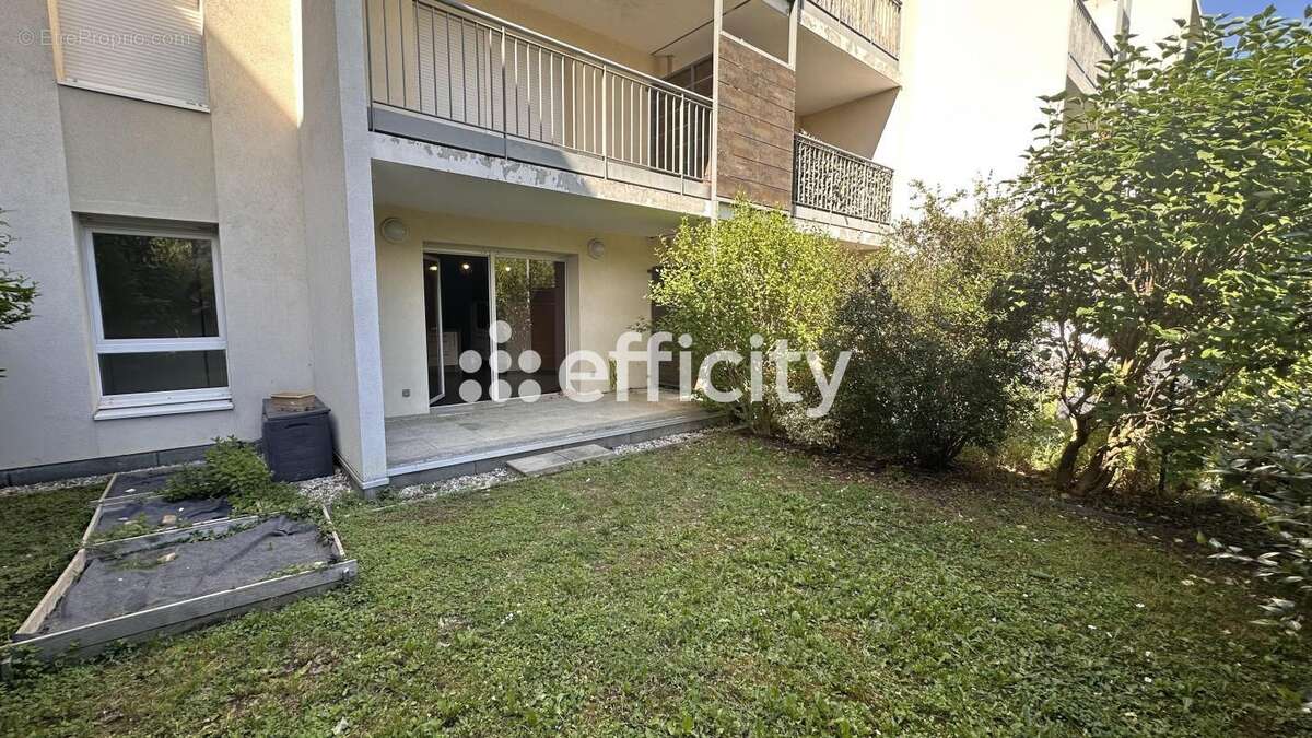 Appartement à VAULX-EN-VELIN