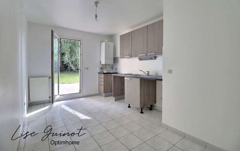 Maison à MAREIL-SUR-MAULDRE