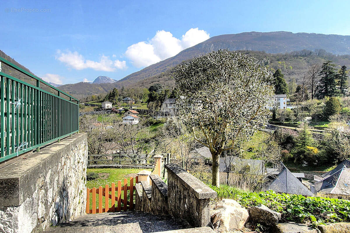 Maison à SAINT-JEOIRE-PRIEURE