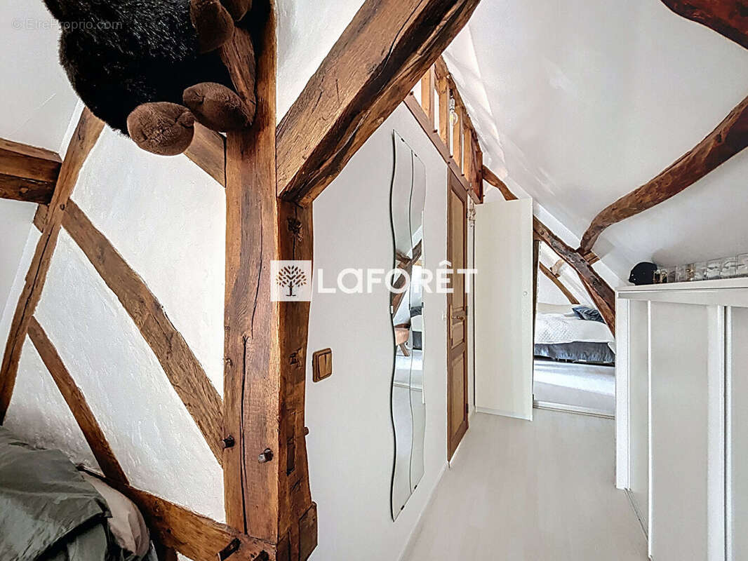 Maison à LES BAUX-DE-BRETEUIL