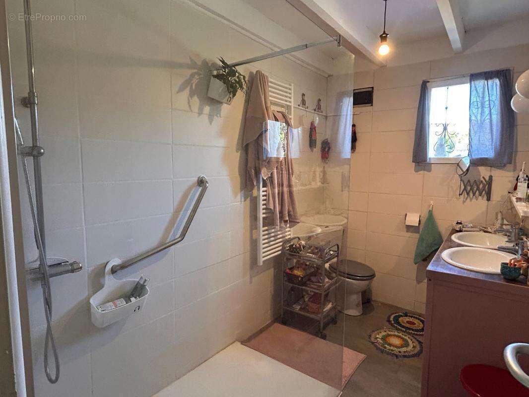 Maison à SAINT-ROMAN-DE-MALEGARDE